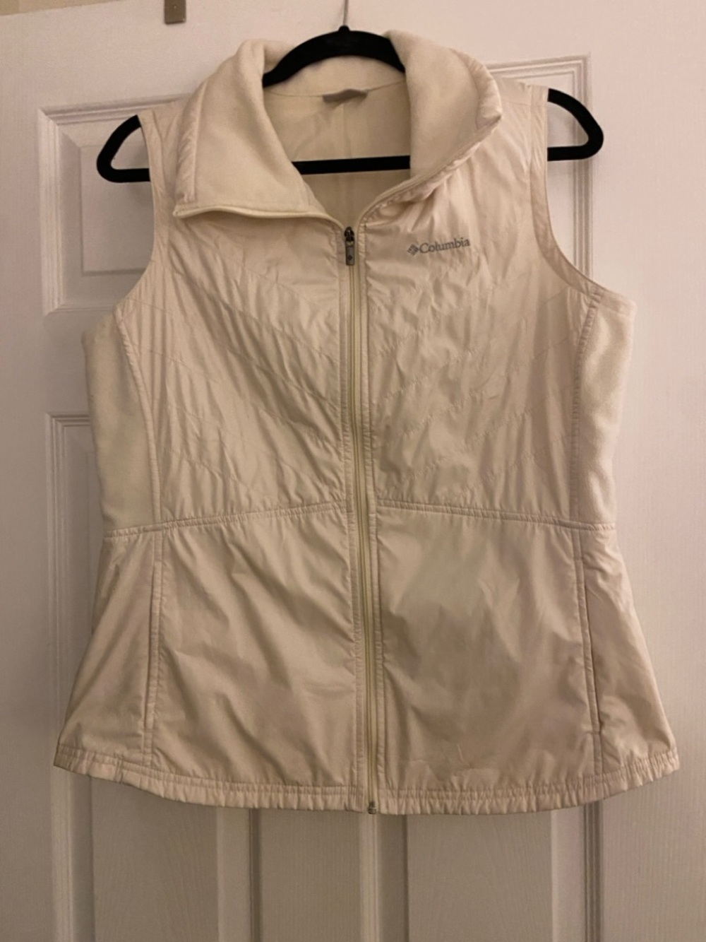 Columbia vest